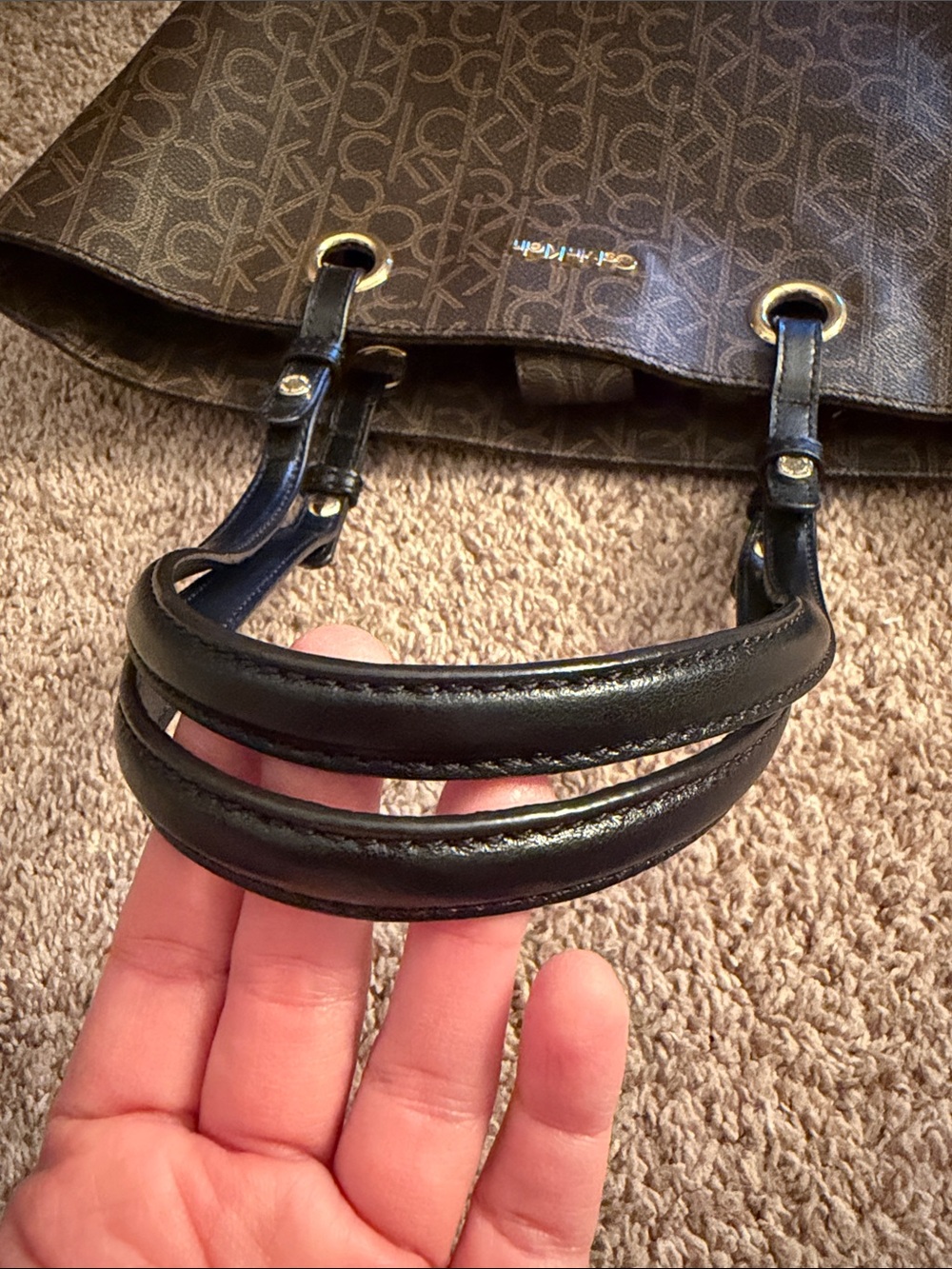 Calvin Klein tote - Picture 13 of 13